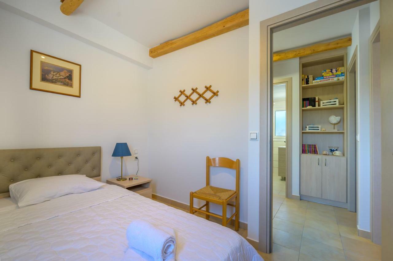 Rontos House, Seaside Villa Agios Ioannis  Buitenkant foto